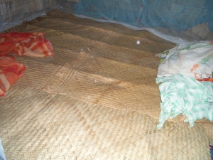 Bamboo mats for sleeping in Bareo